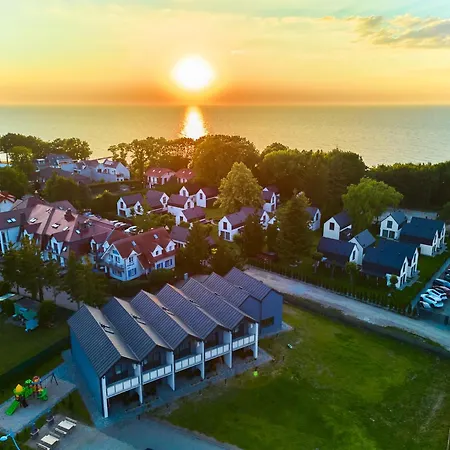 Aparthouse Cliff By Orka 150 M And Sea Trzęsacz